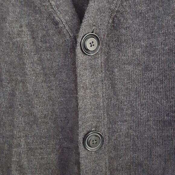 Turnbury 100% Merino Wool Cardigan Sweater Button Front Gray M Quiet Luxury - Picture 3 of 9